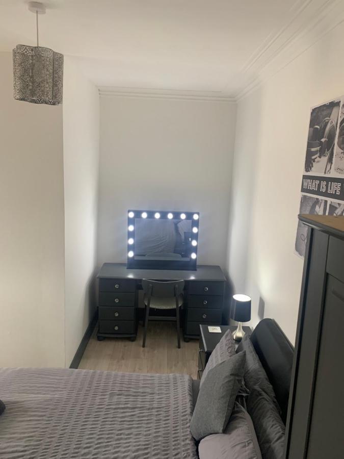 פטרהד Aspen Guest House מראה חיצוני תמונה